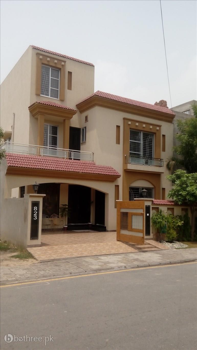 8 Marla House for sale in Ali Block Bahria Town Lahore