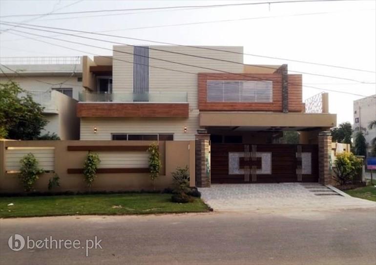 21 Marla House for sale in Wapda Town Phase 1